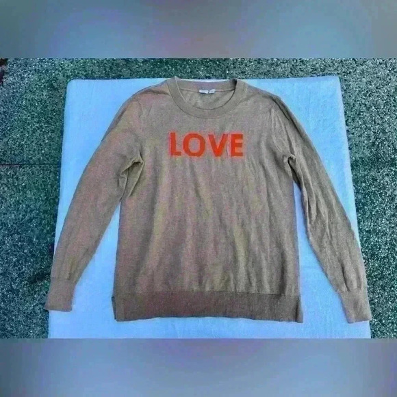 GAP - SMALL LOVE SWEATER - Beige with colorful LOVE - Picture 1 of 8